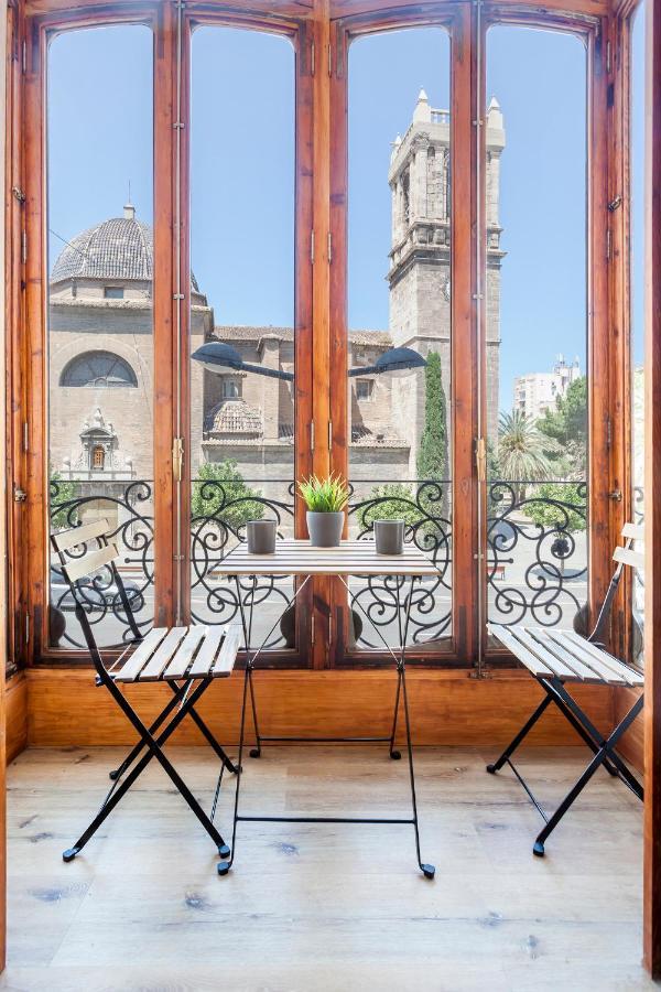 Puerto Beach Suites Valencia Bagian luar foto