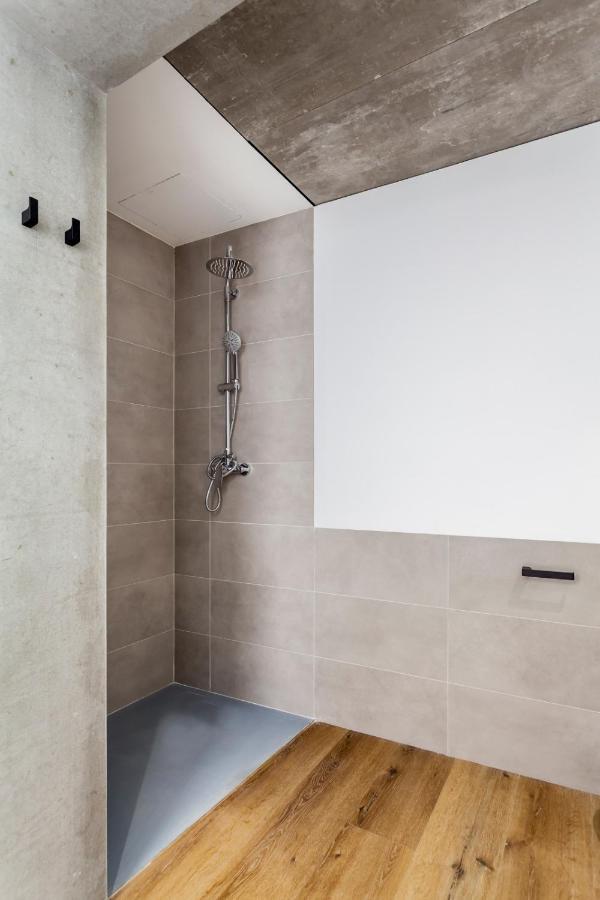 Puerto Beach Suites Valencia Bagian luar foto