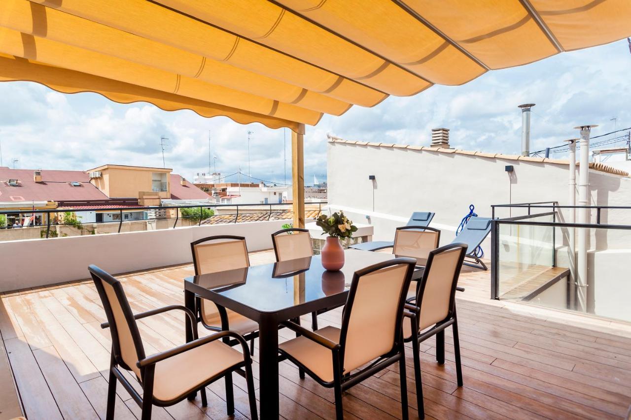 Puerto Beach Suites Valencia Bagian luar foto