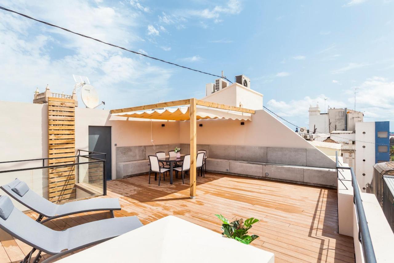 Puerto Beach Suites Valencia Bagian luar foto