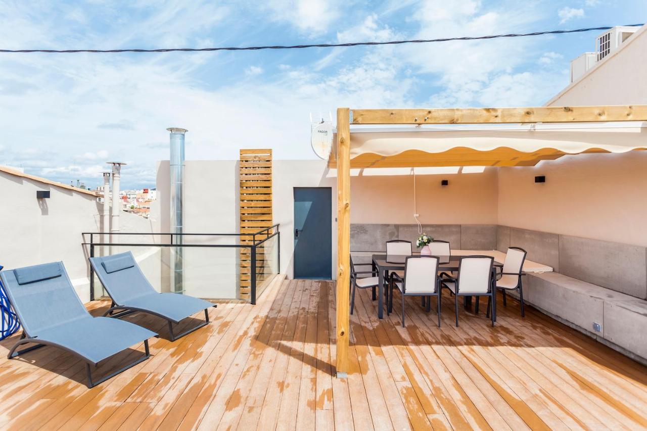Puerto Beach Suites Valencia Bagian luar foto