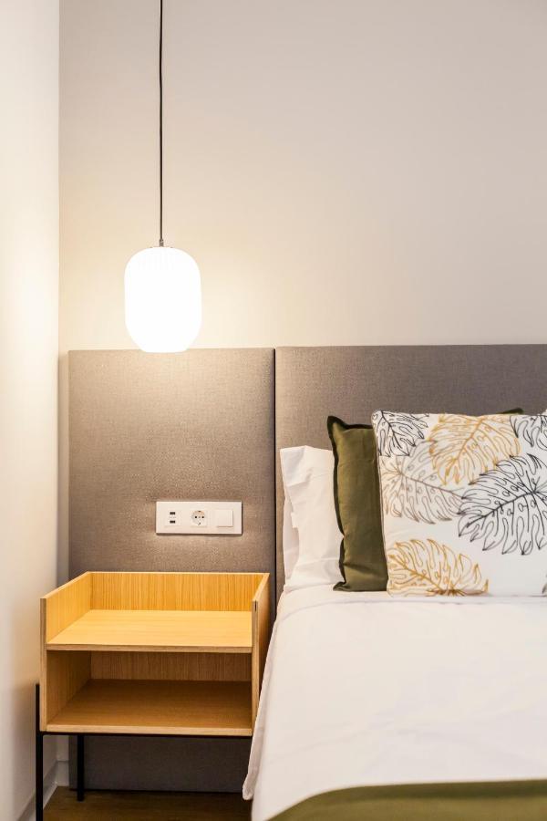 Puerto Beach Suites Valencia Bagian luar foto