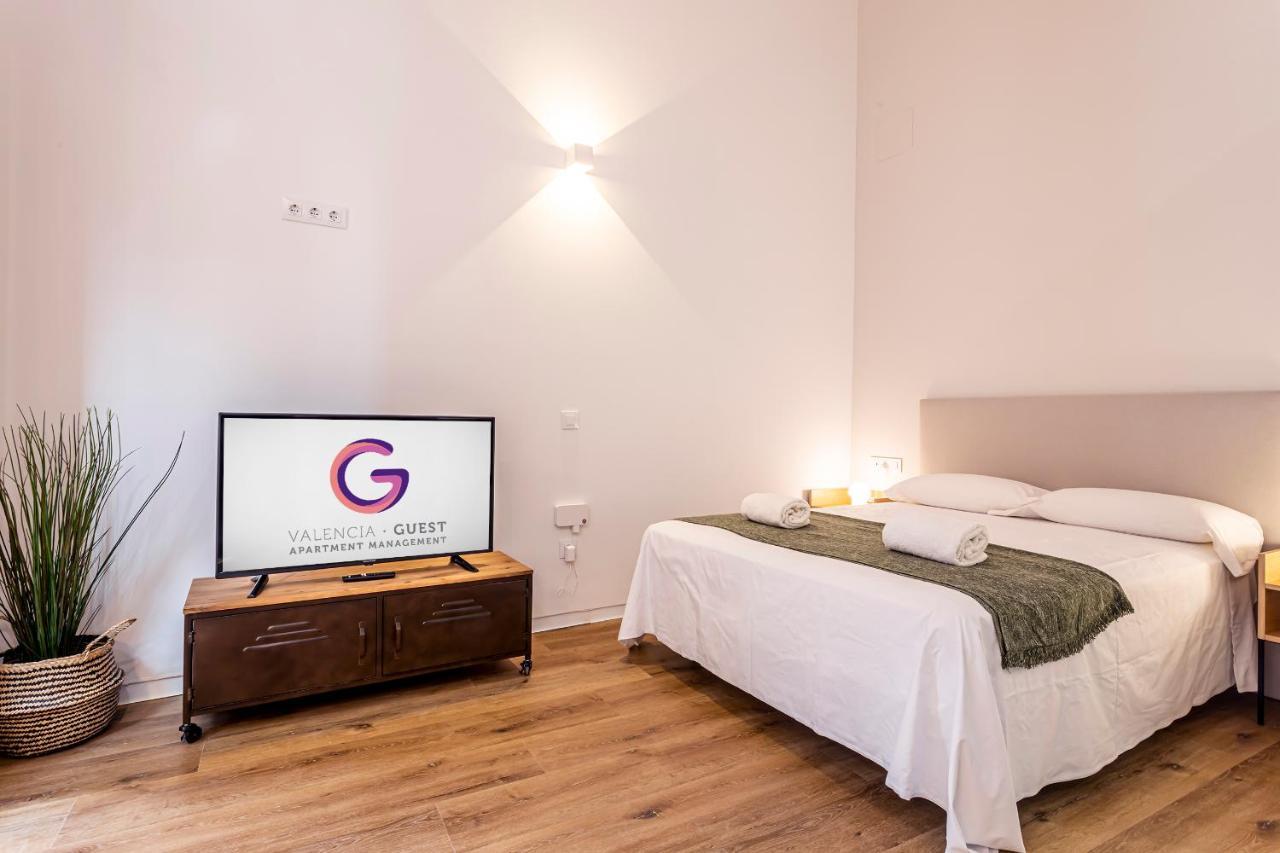 Puerto Beach Suites Valencia Bagian luar foto